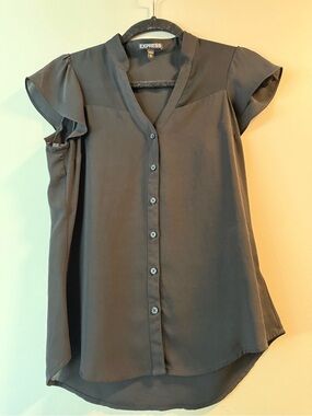 Express Black Button-Front Flutter Sleeve Blouse Size XS